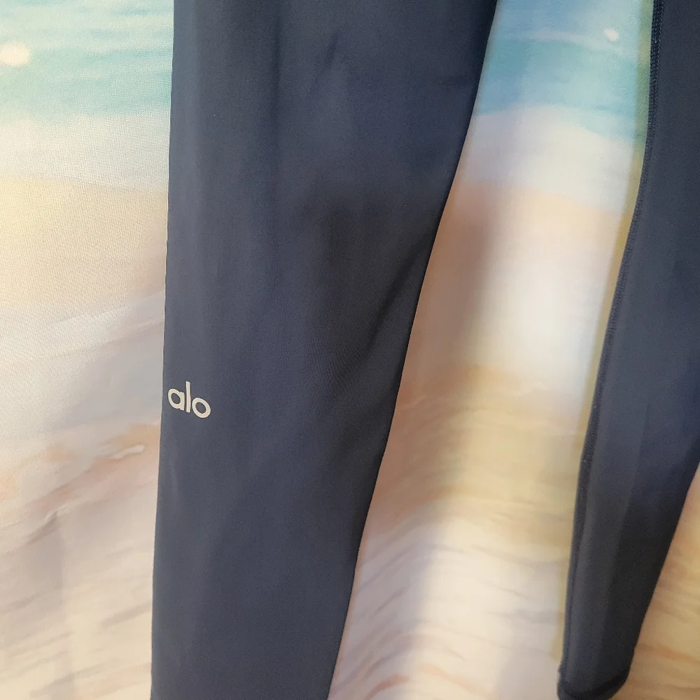 Alo Yoga Warrior Ripped Cut Slit Leg High Rise‎ Leggings Size XS Navy Blue